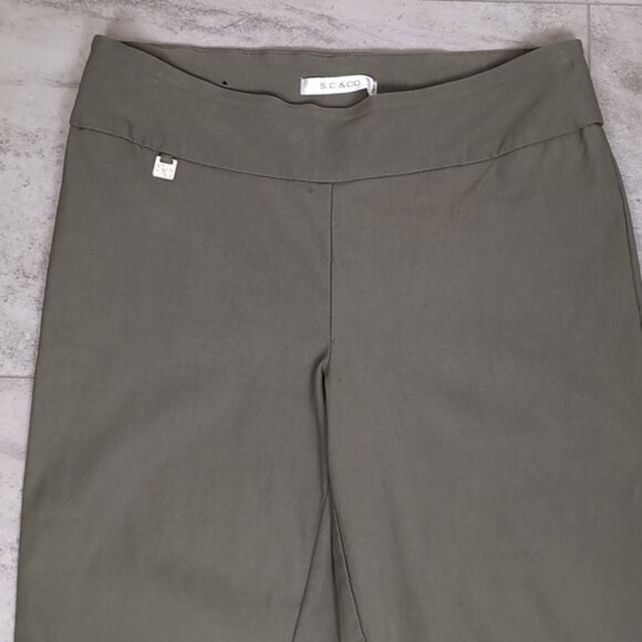 3/$20 SC&Co Pull On Ankle Pants Tummy Control Comfort 4 Way Stretch Size 10 - Picture 2 of 12